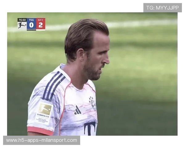 凯恩轻松停球后摆脱能力极佳——足球场上的无与伦比