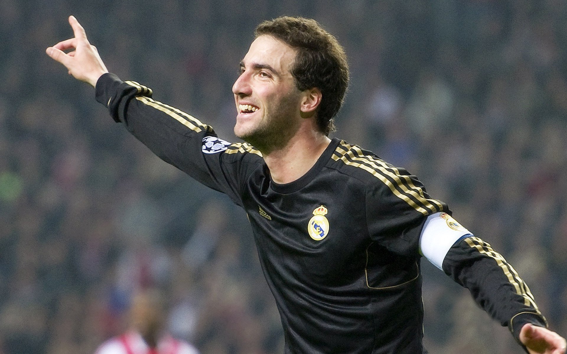 “东安湖体育公园:铁人三项运动员展现决不妥协的毅力”