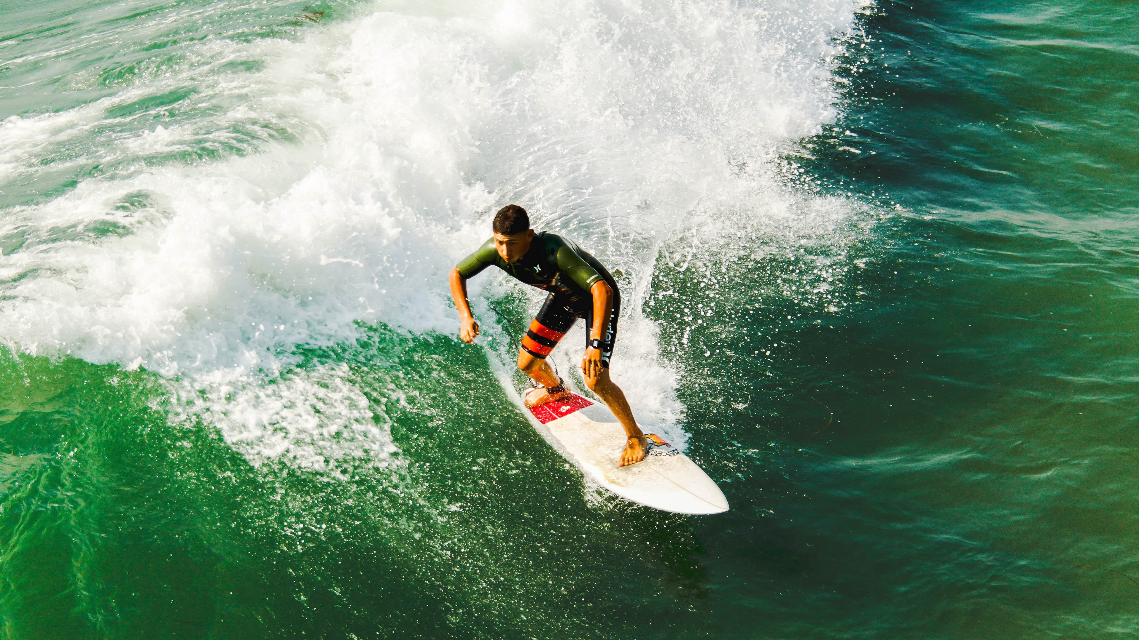 “马科斯·梅特罗的球场领导力,推动阿根廷美洲狮队迈向更高目标”